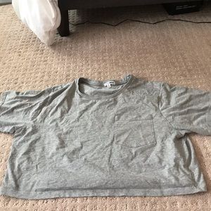 grey cropped t-shirt